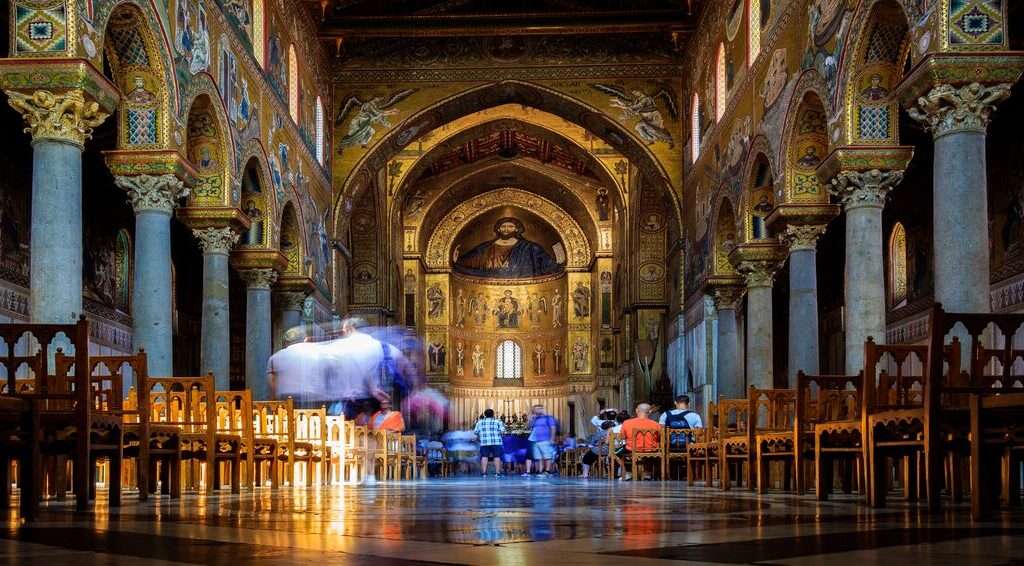 Veduta dell'interno del Duomo Di Monreale.